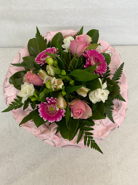 Blumenstrauß in rosa und pink