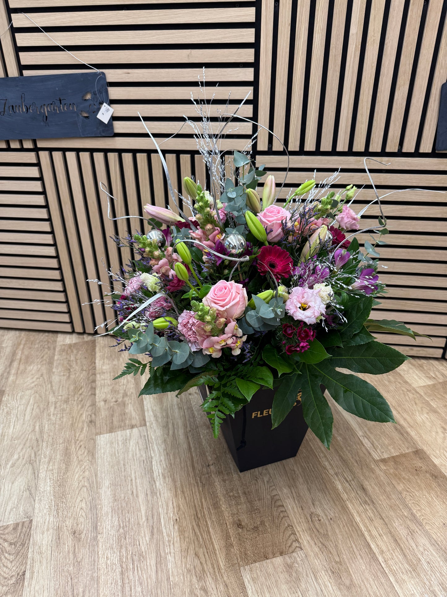 Blumenstrauß in rosa und pink