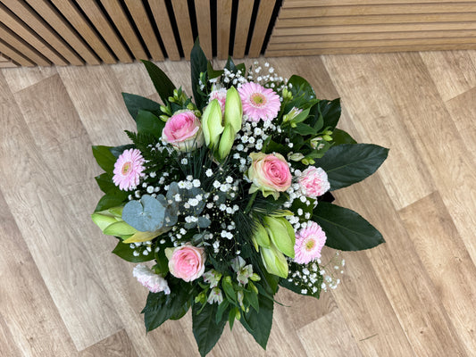 Blumenstrauß in rosa und weiß