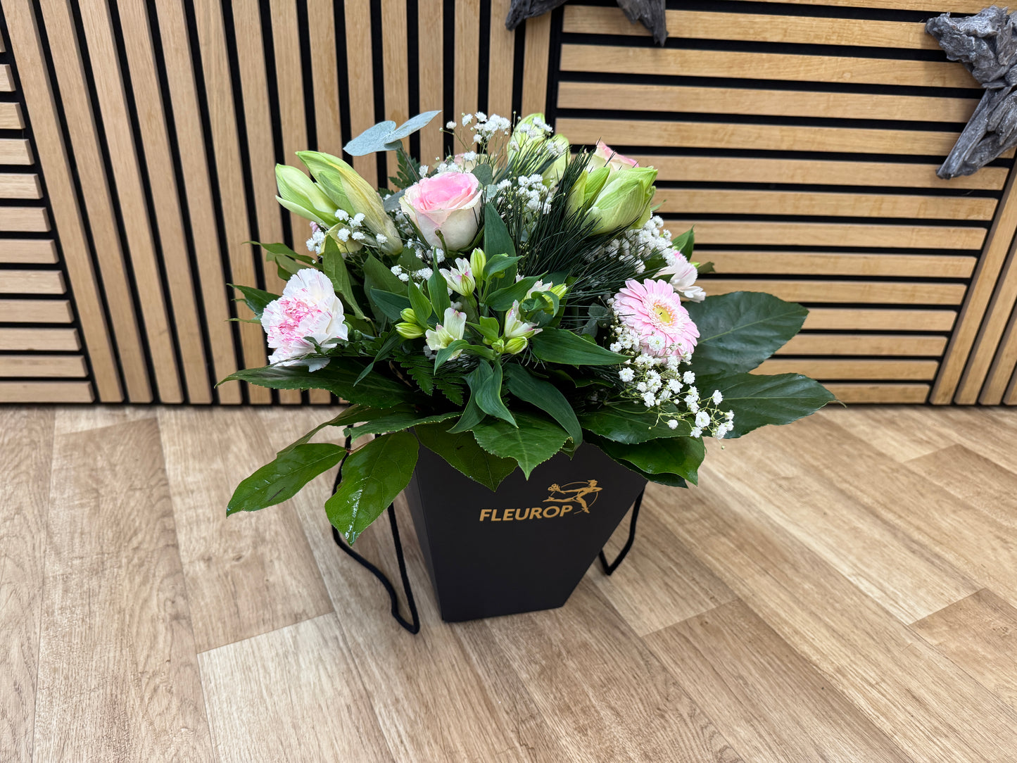 Blumenstrauß in rosa und weiß